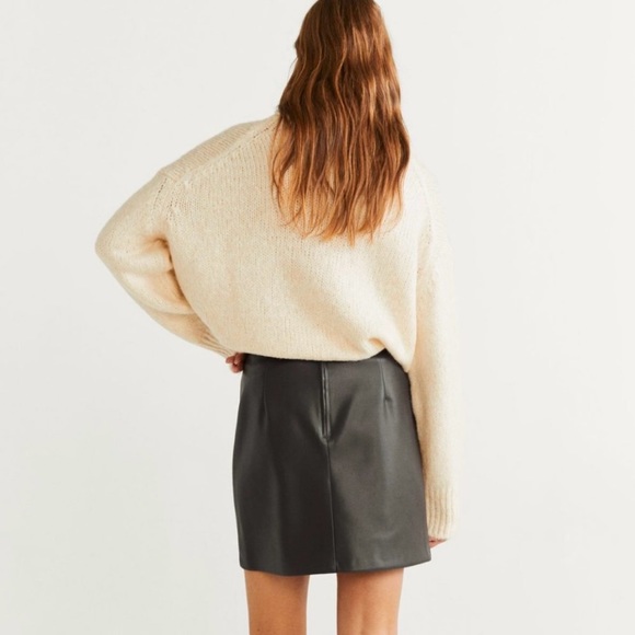 Mango faux leather skirt size M - Picture 2 of 9
